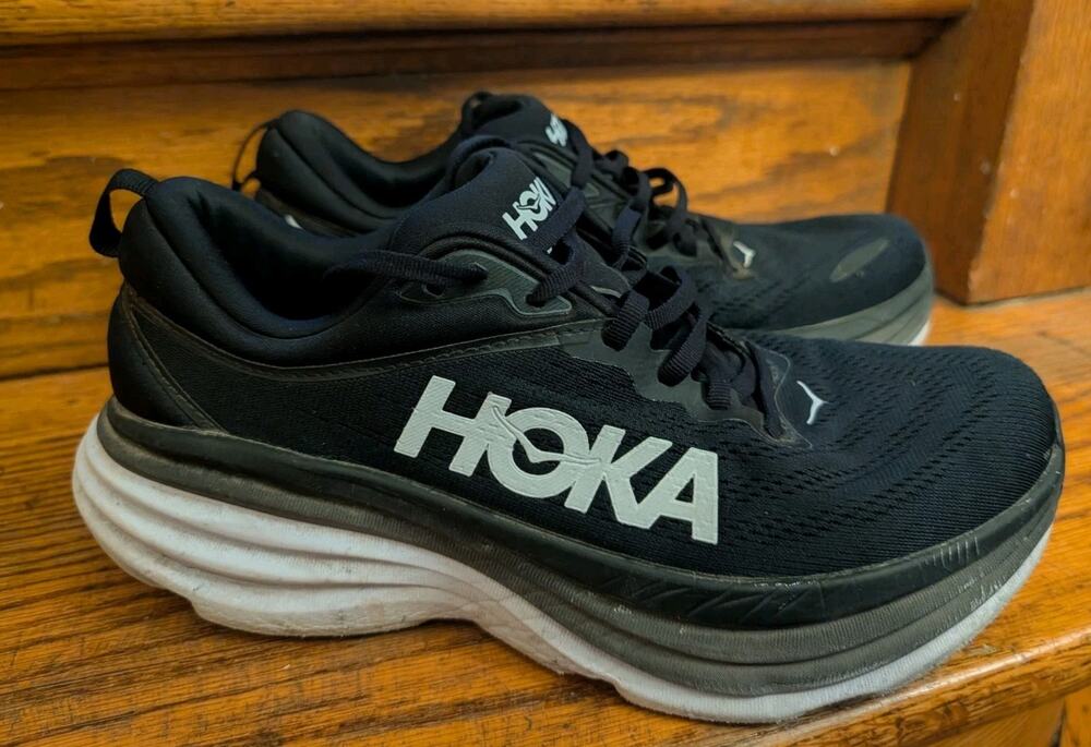 HOKA Bondi 8 Men’s Size 9D Black White Running Shoes 1123202 BWHT